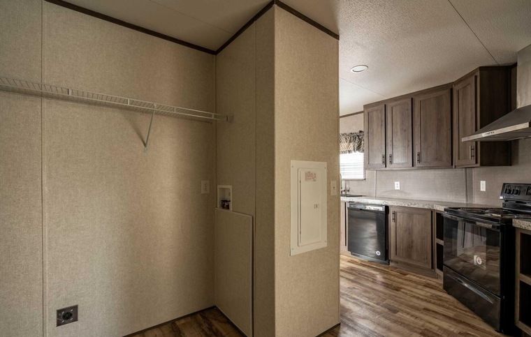 Weston 16763A - a 3 bedroom, 2 bath home by Fleetwood Homes.