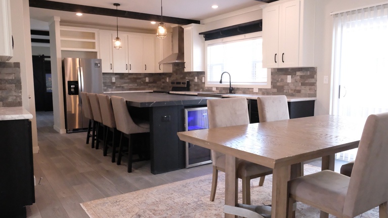 Seguin Pecan Valley! WHOA! This house has WOW factors T/O! 30764P Seguin TX
