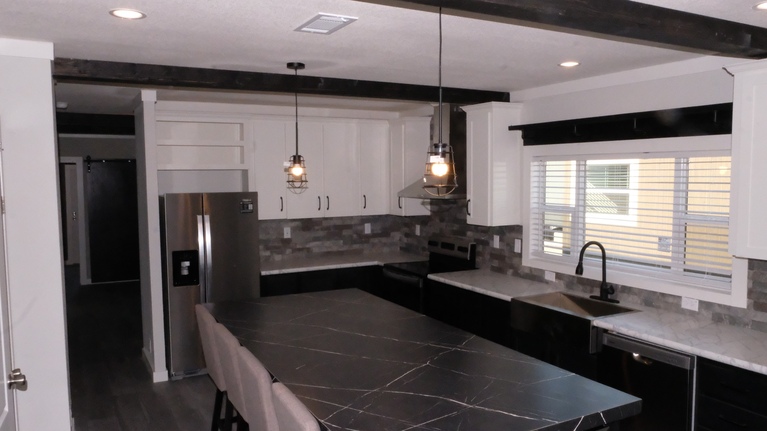 Seguin Pecan Valley! WHOA! This house has WOW factors T/O! 30764P Seguin TX