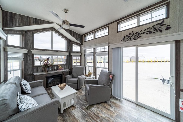 Dune 11361G | 1 bedroom, 1 bathroom, 399 sqft home. Built by Cavco - Nappanee in Nappanee, IN.