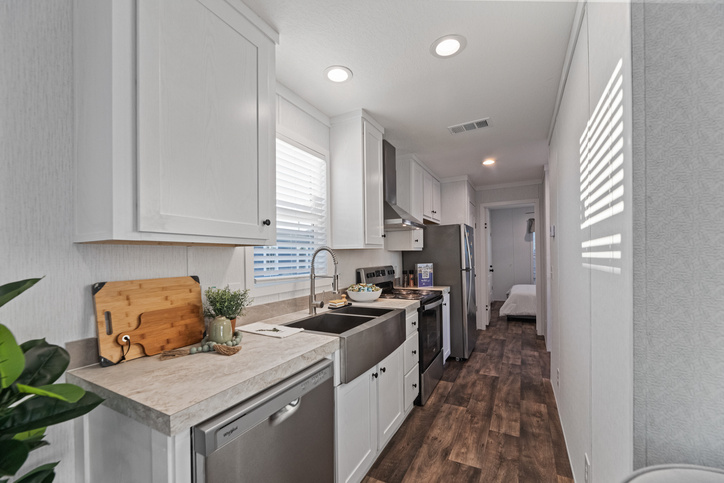 The Rose 12401U | 1 bedroom, 1 bathroom, 480 sqft home | Built by Cavco - Douglas in Douglas, GA.