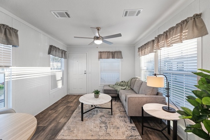 The Rose 12401U | 1 bedroom, 1 bathroom, 480 sqft home | Built by Cavco - Douglas in Douglas, GA.