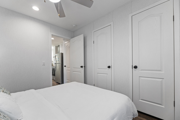 The Rose 12401U | 1 bedroom, 1 bathroom, 480 sqft home | Built by Cavco - Douglas in Douglas, GA.