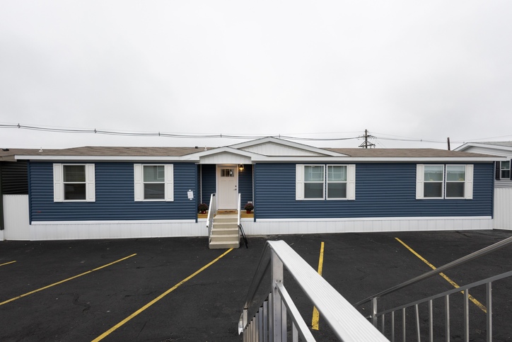 Mintaka 28643E | 3 bedroom, 2 bathroom, 1707 sqft home. Built by Cavco - Clarion in Shippenville, PA.