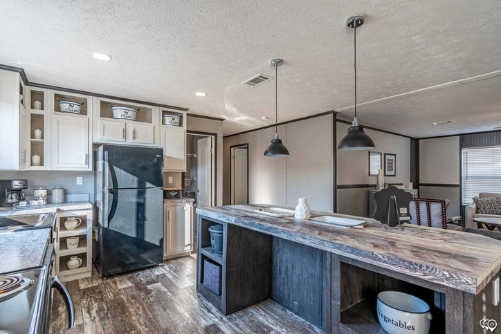 The Villager 32684A – 4 Bed / 2 Bath – 2,040 Sq. Ft.