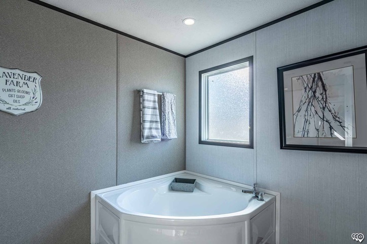 The Villager 32684A – 4 Bed / 2 Bath – 2,040 Sq. Ft.