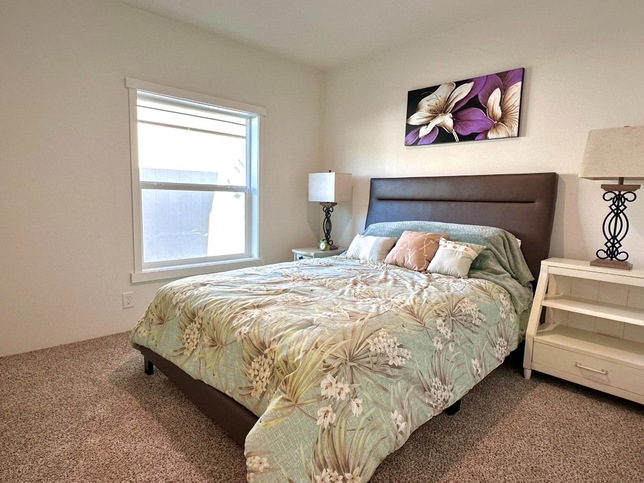 Macksburg 24342E Woodburn OR