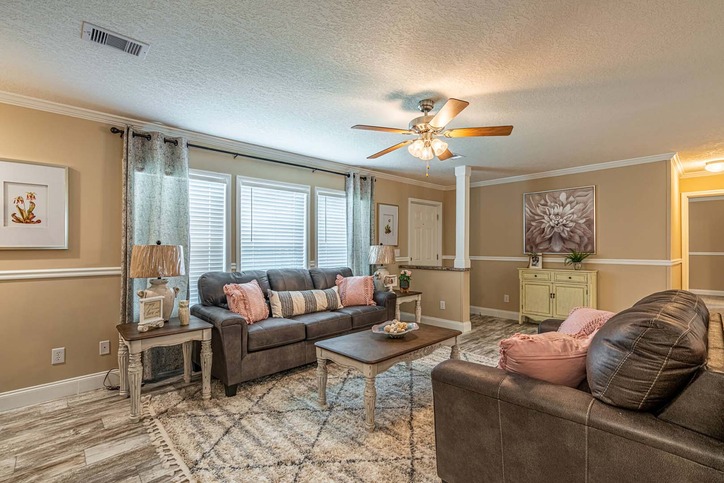 Anderson 28603B | 3 bedroom, 2 bathroom, 1780 sqft home | Built by Cavco - Moultrie in Moultrie, GA.