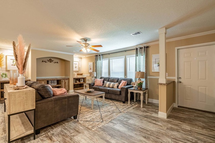 Anderson 28603B | 3 bedroom, 2 bathroom, 1780 sqft home | Built by Cavco - Moultrie in Moultrie, GA.