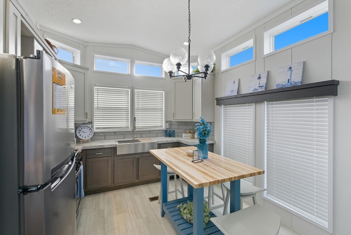 148044ES Park Model | 2 bedroom, 1 bathroom, 505 sqft home. Built by Cavco - Nappanee in Nappanee, IN.
