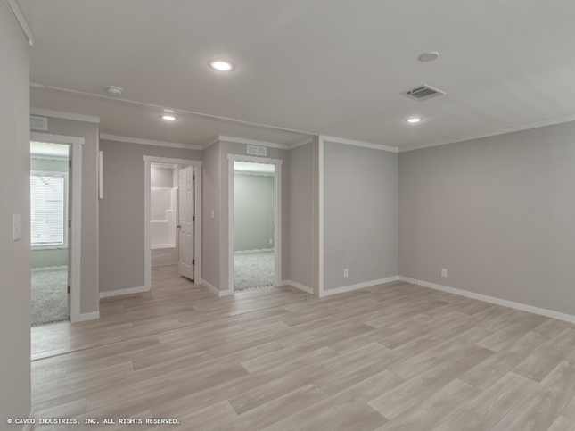 Mahogany 32685M | 5 bedroom, 3 bathroom, 2040 sqft home. Built by Cavco - Lancaster in Lancaster, TX.