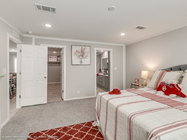 Mahogany 32685M | 5 bedroom, 3 bathroom, 2040 sqft home. Built by Cavco - Lancaster in Lancaster, TX.