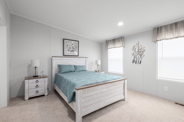 ZR1 28483C | 3 bedroom, 2 bathroom, 1280 sqft home. Built by Cavco - Clarion in Shippenville, PA.
