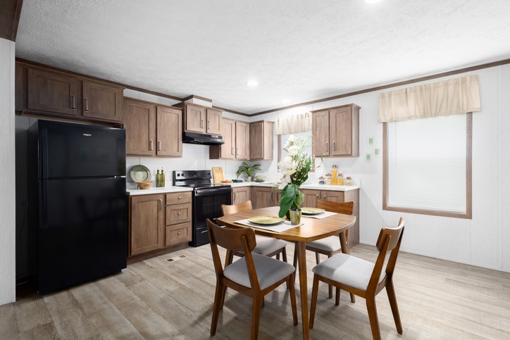 Roadrunner 28403A | 3 bedroom, 2 bathroom, 1067 sqft home. Built by Cavco - Clarion in Shippenville, PA.