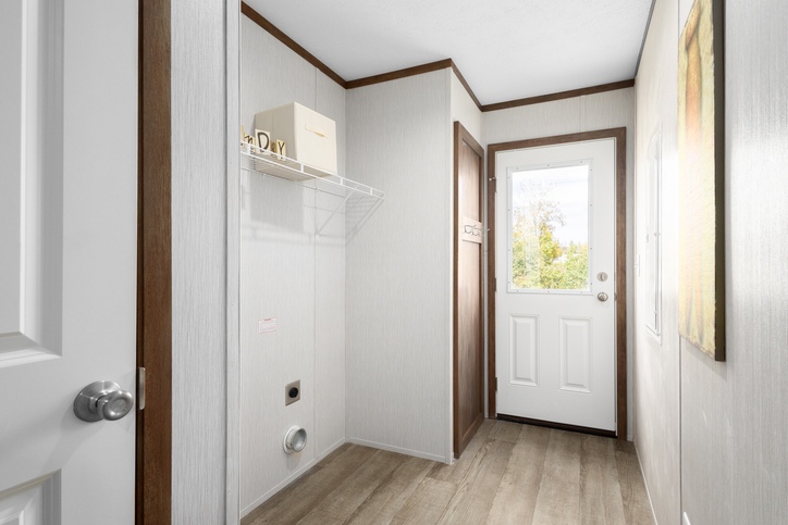 Roadrunner 28403A | 3 bedroom, 2 bathroom, 1067 sqft home. Built by Cavco - Clarion in Shippenville, PA.