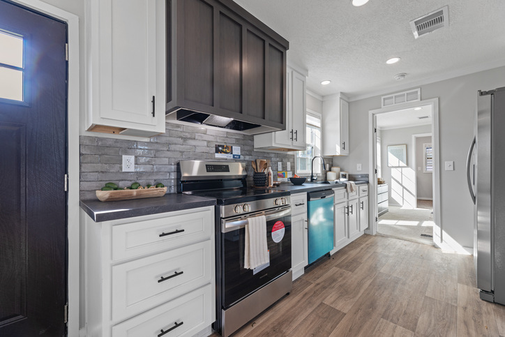 Helix 16763N | 3 bedroom, 2 bathroom, 1178 sqft home | Nationally Available