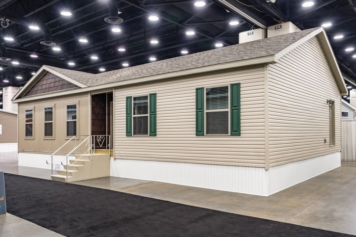 Essence 4 | 3 bedroom, 2 bathroom, 1440 sqft home | Built by Cavco - Goshen in Goshen, IN.