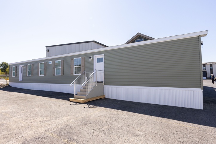 Eastland Concepts 16763L | 3 bedroom, 2 bathroom, 1140 sqft home. Built by Cavco - Shippenville in Shippenville, PA.