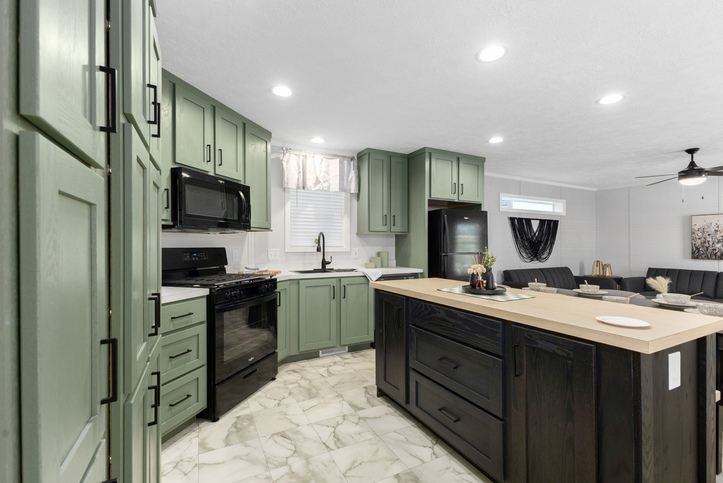 Eastland Concepts 16763L | 3 bedroom, 2 bathroom, 1140 sqft home. Built by Cavco - Shippenville in Shippenville, PA.