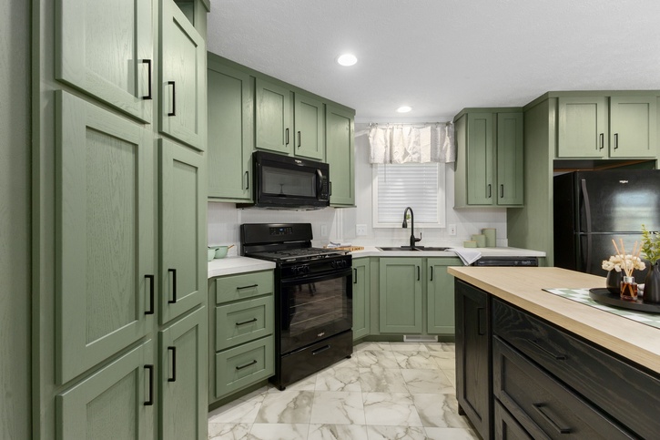 Eastland Concepts 16763L | 3 bedroom, 2 bathroom, 1140 sqft home. Built by Cavco - Shippenville in Shippenville, PA.