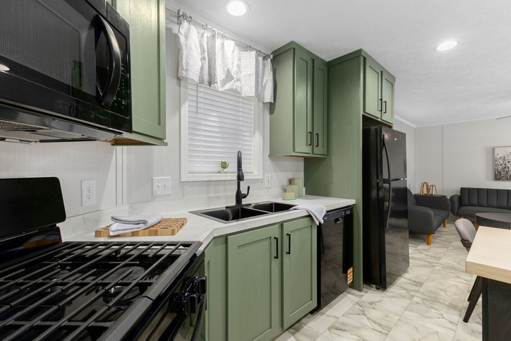 Eastland Concepts 16763L | 3 bedroom, 2 bathroom, 1140 sqft home. Built by Cavco - Shippenville in Shippenville, PA.