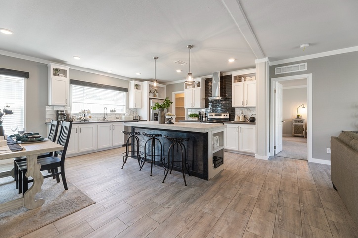Urban Value 32764A | 4 bedroom, 2 bathroom, 2356 sqft home. Built by Cavco - Austin in Austin, TX.