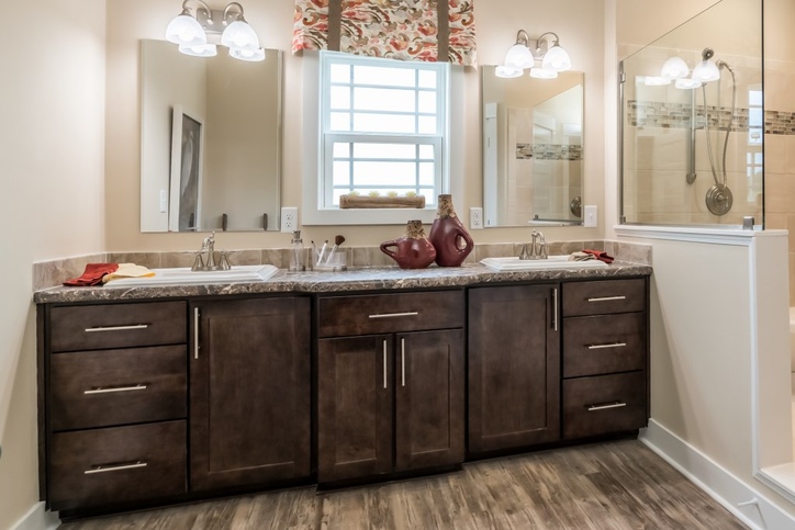 Oakmont 42623A | 3 bedroom, 2 bathroom, 1798 sqft home | Built by Cavco - Crouse in Crouse, NC.