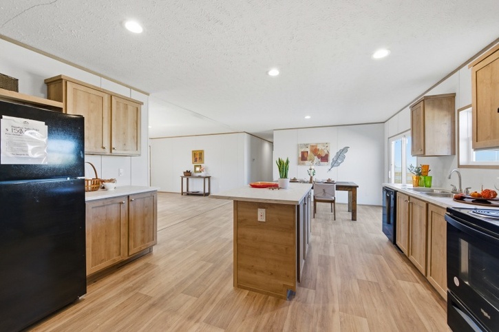Phoenix 32764A | 4 bedroom, 3 bathroom, 2280 sqft home | Built by Cavco - Hamlet in Hamlet, NC.