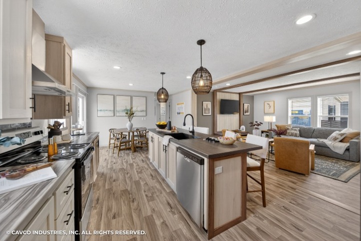 Kodiak 28724X | 4 bedroom, 3 bathroom, 1919 sqft home. Built by Cavco - Lafayette in Lafayette, TN.