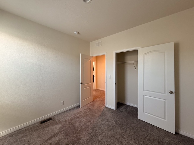 The Spruce ING561F  Spokane Valley WA