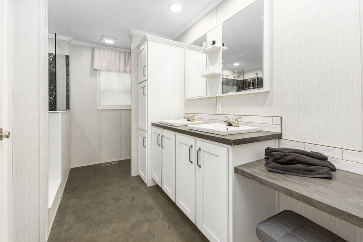 Alphard 28603E | 3 bedroom, 2 bathroom, 1600 sqft home. Built by Cavco - Clarion in Shippenville, PA.