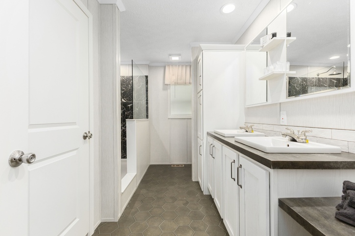 Alphard 28603E | 3 bedroom, 2 bathroom, 1600 sqft home. Built by Cavco - Clarion in Shippenville, PA.