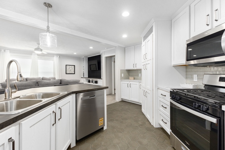 Alphard 28603E | 3 bedroom, 2 bathroom, 1600 sqft home. Built by Cavco - Clarion in Shippenville, PA.