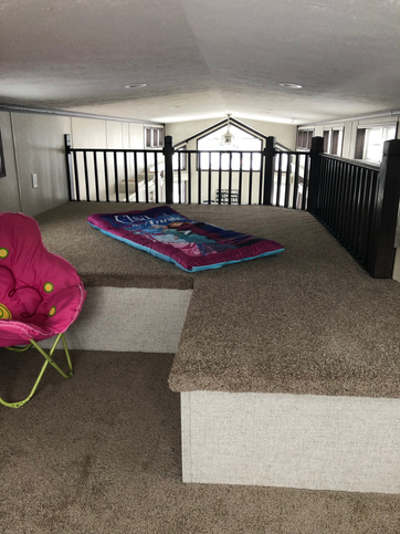 Country Manor 100147S Park Model | 1 bedroom, 1 bathroom, 391 sqft home. Built by Cavco - Nappanee in Nappanee, IN.