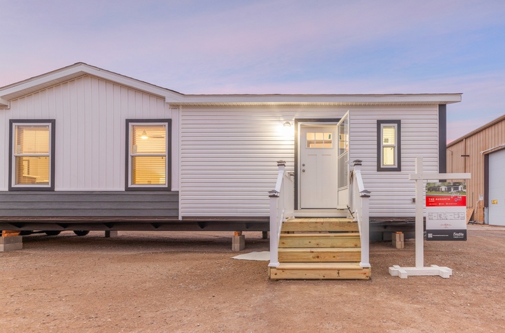 The Augusta 16763QM | 3 bedroom, 2 bathroom, 1165 sqft home | Built by Cavco - Montevideo in Montevideo, MN.
