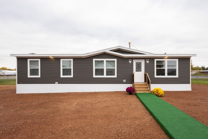 Sapphire 28523A | 3 bedroom, 2 bathroom, 1387 sqft home | Built by Cavco - Dorchester in Dorchester, WI.