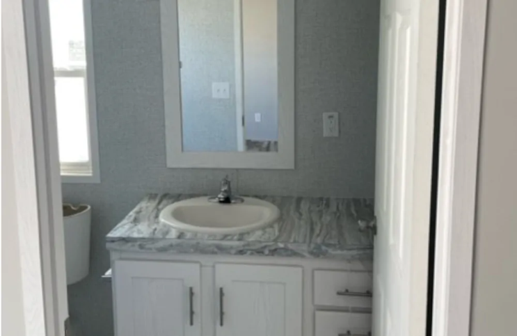 The Landmark 16763W - 3 Bed / 2 Bath - 1,085 Sq. Ft. Pearland TX