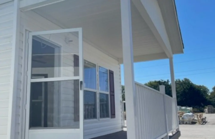 The Landmark 16763W - 3 Bed / 2 Bath - 1,085 Sq. Ft. Pearland TX