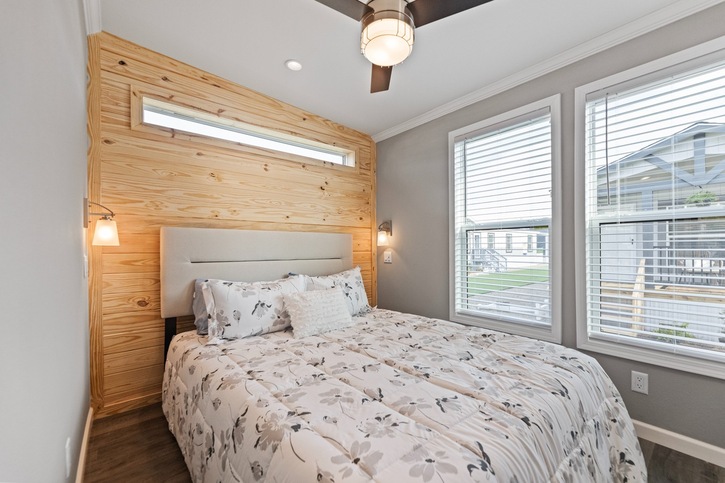 The Wedge 13442S | 2 bedroom, 1 bathroom, 497 sqft home | Built by Cavco - Ocala in Ocala, FL.