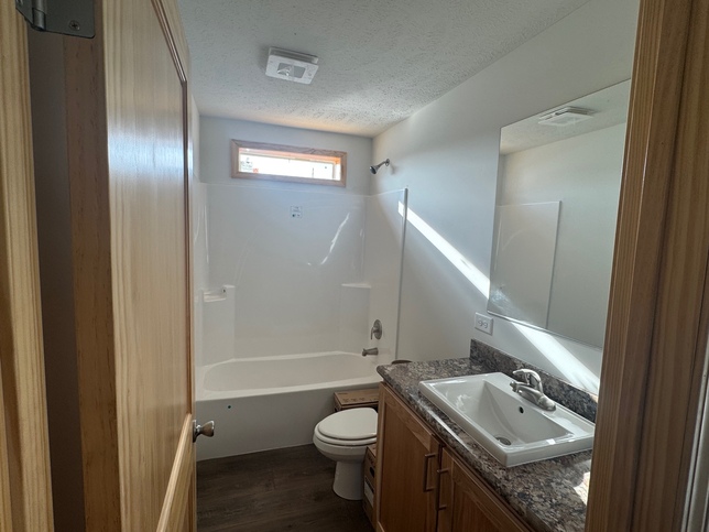 Limited 3 9L28603D Marion IL