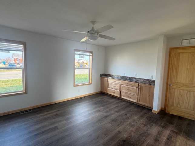 Limited 3 9L28603D Marion IL