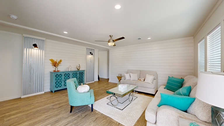 Pearl 6380 Gold Medal Series Manufactured Home Huntsville TX