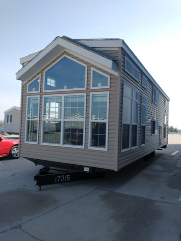 Country Manor 100178 Park Model | 2 bedroom, 1 bathroom, 399 sqft home. Built by Cavco - Nappanee in Nappanee, IN.