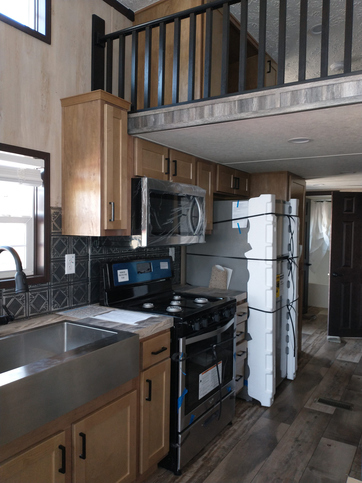 Country Manor 100178 Park Model | 2 bedroom, 1 bathroom, 399 sqft home. Built by Cavco - Nappanee in Nappanee, IN.