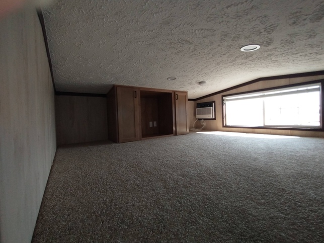 Country Manor 100178 Park Model | 2 bedroom, 1 bathroom, 399 sqft home. Built by Cavco - Nappanee in Nappanee, IN.