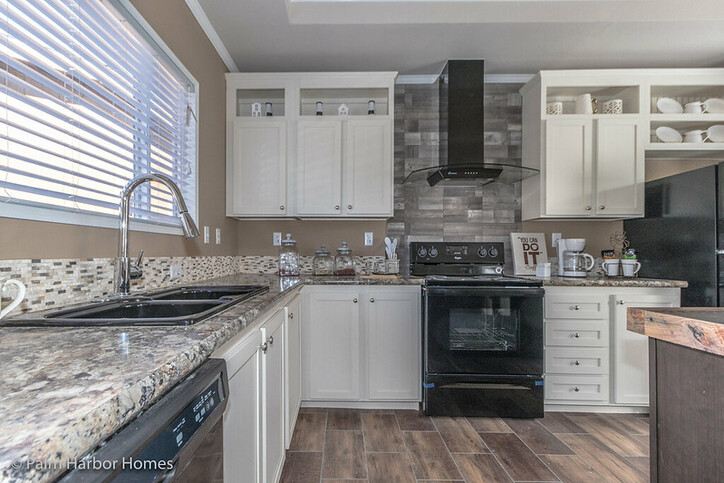 Santa Fe 16763G | 3 bedroom, 2 bathroom, 1178 sqft home | Built by Cavco - Austin in Austin, TX.
