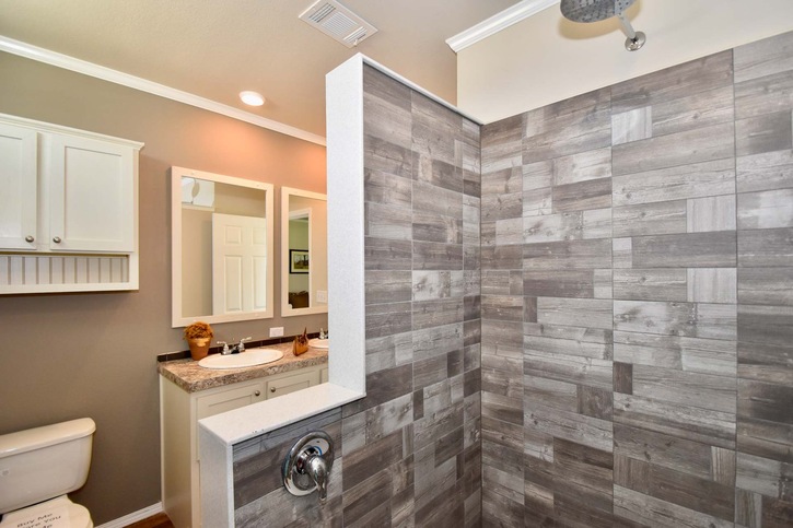 Santa Fe 16763G | 3 bedroom, 2 bathroom, 1178 sqft home | Built by Cavco - Austin in Austin, TX.