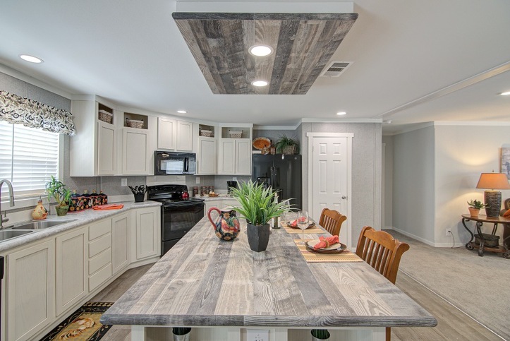 Cheyenne T66A Oak Manor Series Lytle TX