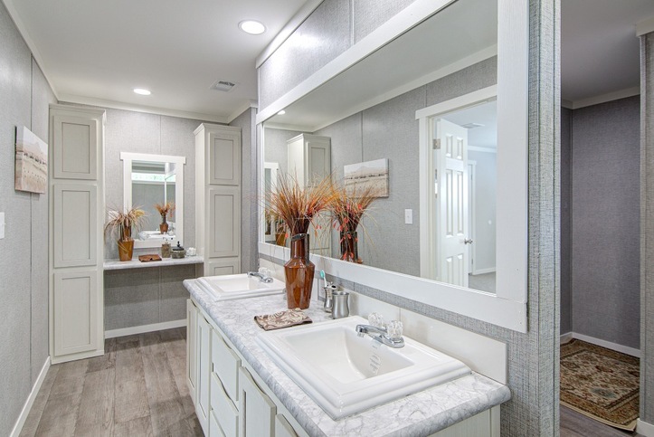 Cheyenne T66A Oak Manor Series Lytle TX