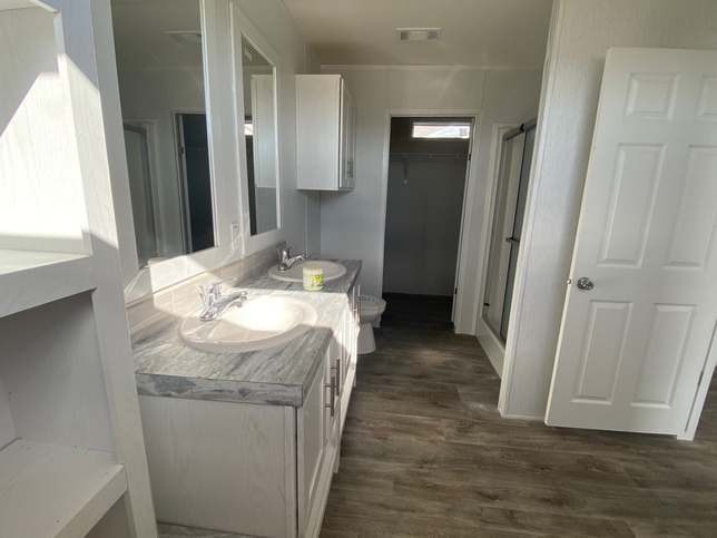 Pinnacle 18763P | 3 bedroom, 2 bathroom, 1292 sqft home | Built by Cavco - Waco in Waco, TX.